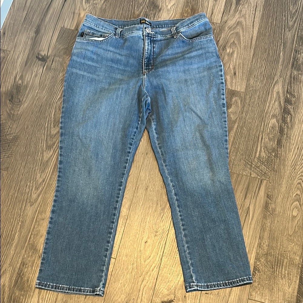 Lee classic fit straight leg jeans